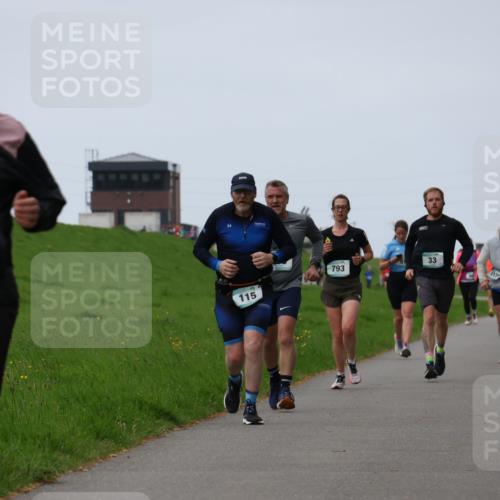 04.05.2025 - 8. Wedeler Halbmarathon Yannick Fuchs http://msf.ph/oto/7834460 04.05.2025 11:22:36 Laufen 15, 115, 793, 33 meine-sportfotos.de