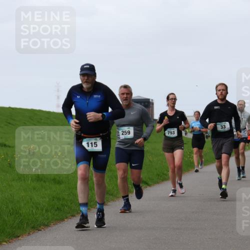 04.05.2025 - 8. Wedeler Halbmarathon Yannick Fuchs http://msf.ph/oto/7834510 04.05.2025 11:22:41 Laufen 115, 259, 793, 33 meine-sportfotos.de