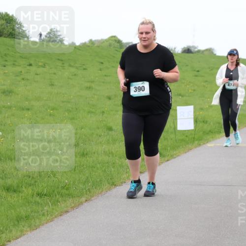 04.05.2025 - 8. Wedeler Halbmarathon Lena Gebhardt http://msf.ph/oto/7834530 04.05.2025 11:24:36 Laufen 472, 390, 1029, 892, 1209 meine-sportfotos.de
