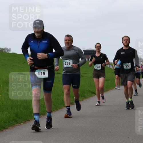 04.05.2025 - 8. Wedeler Halbmarathon Yannick Fuchs http://msf.ph/oto/7834542 04.05.2025 11:22:42 Laufen 115, 259, 914, 793, 33 meine-sportfotos.de