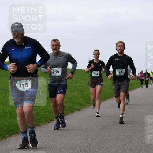04.05.2025 - 8. Wedeler Halbmarathon Yannick Fuchs http://msf.ph/oto/7834557 04.05.2025 11:22:43 Laufen 115, 259, 33, 793 meine-sportfotos.de