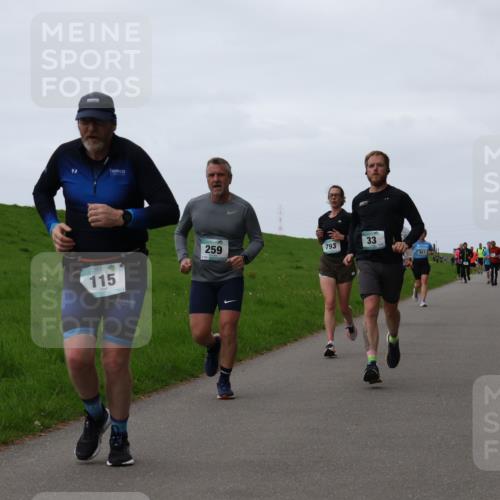 04.05.2025 - 8. Wedeler Halbmarathon Yannick Fuchs http://msf.ph/oto/7834584 04.05.2025 11:22:44 Laufen 115, 33, 259, 793, 917 meine-sportfotos.de