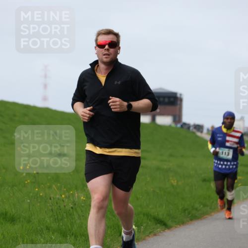 04.05.2025 - 8. Wedeler Halbmarathon Yannick Fuchs http://msf.ph/oto/7834585 04.05.2025 11:43:33 Laufen 129 meine-sportfotos.de