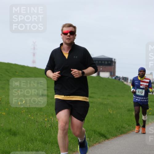 04.05.2025 - 8. Wedeler Halbmarathon Yannick Fuchs http://msf.ph/oto/7834588 04.05.2025 11:43:33 Laufen 113, 1129 meine-sportfotos.de