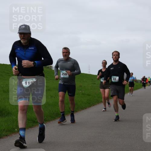 04.05.2025 - 8. Wedeler Halbmarathon Yannick Fuchs http://msf.ph/oto/7834592 04.05.2025 11:22:44 Laufen 11, 259, 33, 917 meine-sportfotos.de