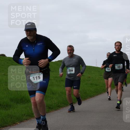 04.05.2025 - 8. Wedeler Halbmarathon Yannick Fuchs http://msf.ph/oto/7834602 04.05.2025 11:22:44 Laufen 115, 33, 259, 793 meine-sportfotos.de