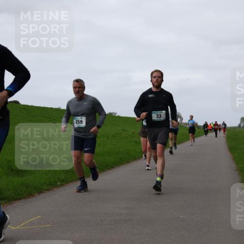 04.05.2025 - 8. Wedeler Halbmarathon Yannick Fuchs http://msf.ph/oto/7834623 04.05.2025 11:22:45 Laufen 115, 259, 33, 9 meine-sportfotos.de