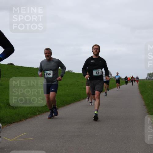 04.05.2025 - 8. Wedeler Halbmarathon Yannick Fuchs http://msf.ph/oto/7834626 04.05.2025 11:22:45 Laufen 115, 259, 33 meine-sportfotos.de