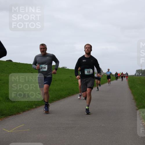 04.05.2025 - 8. Wedeler Halbmarathon Yannick Fuchs http://msf.ph/oto/7834629 04.05.2025 11:22:45 Laufen 115, 259, 33 meine-sportfotos.de