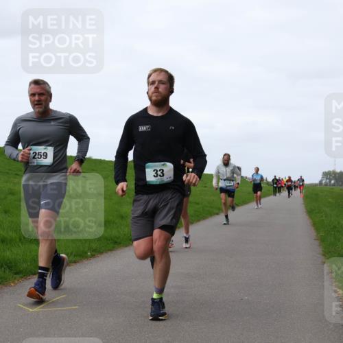 04.05.2025 - 8. Wedeler Halbmarathon Yannick Fuchs http://msf.ph/oto/7834640 04.05.2025 11:22:46 Laufen 259, 33, 64, 1120 meine-sportfotos.de