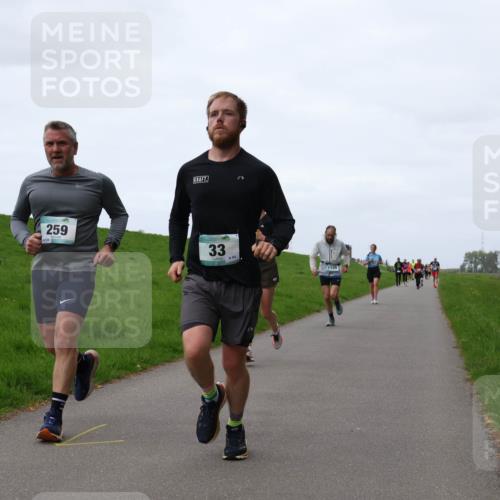 04.05.2025 - 8. Wedeler Halbmarathon Yannick Fuchs http://msf.ph/oto/7834644 04.05.2025 11:22:46 Laufen 259, 33, 1120 meine-sportfotos.de