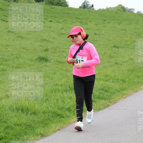 04.05.2025 - 8. Wedeler Halbmarathon Lena Gebhardt http://msf.ph/oto/7834653 04.05.2025 11:24:50 Laufen 51 meine-sportfotos.de