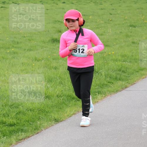 04.05.2025 - 8. Wedeler Halbmarathon Lena Gebhardt http://msf.ph/oto/7834665 04.05.2025 11:24:51 Laufen 512 meine-sportfotos.de