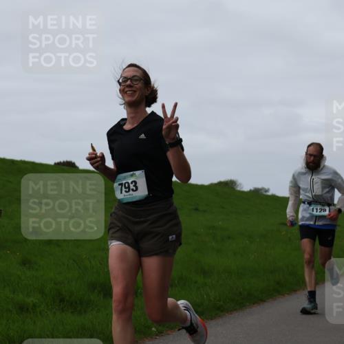 04.05.2025 - 8. Wedeler Halbmarathon Yannick Fuchs http://msf.ph/oto/7834687 04.05.2025 11:22:47 Laufen 793, 1128, 917 meine-sportfotos.de