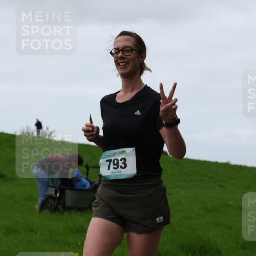04.05.2025 - 8. Wedeler Halbmarathon Yannick Fuchs http://msf.ph/oto/7834711 04.05.2025 11:22:48 Laufen 56, 793 meine-sportfotos.de