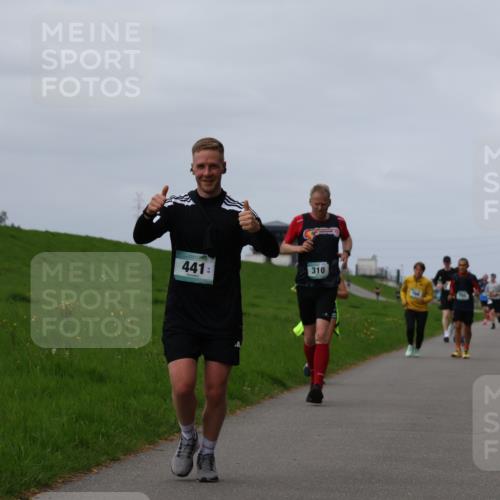 04.05.2025 - 8. Wedeler Halbmarathon Yannick Fuchs http://msf.ph/oto/7834716 04.05.2025 11:43:45 Laufen 441, 310 meine-sportfotos.de
