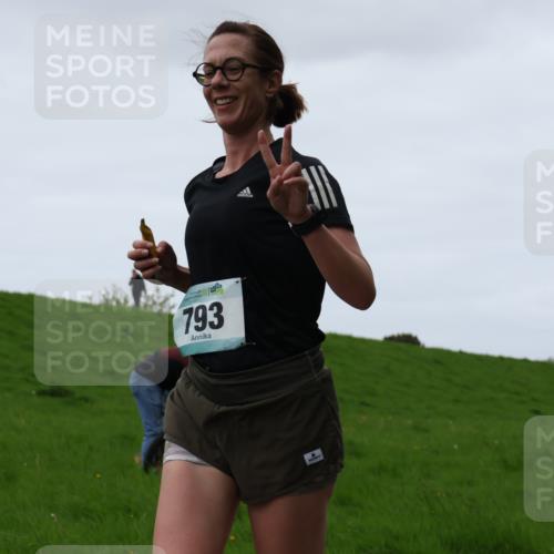 04.05.2025 - 8. Wedeler Halbmarathon Yannick Fuchs http://msf.ph/oto/7834719 04.05.2025 11:22:48 Laufen 793 meine-sportfotos.de