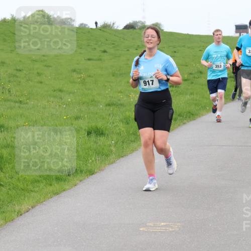 04.05.2025 - 8. Wedeler Halbmarathon Lena Gebhardt http://msf.ph/oto/7834723 04.05.2025 11:25:02 Laufen 21, 917, 353, 336, 411, 745 meine-sportfotos.de