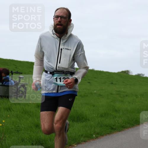 04.05.2025 - 8. Wedeler Halbmarathon Yannick Fuchs http://msf.ph/oto/7834762 04.05.2025 11:22:49 Laufen 112 meine-sportfotos.de