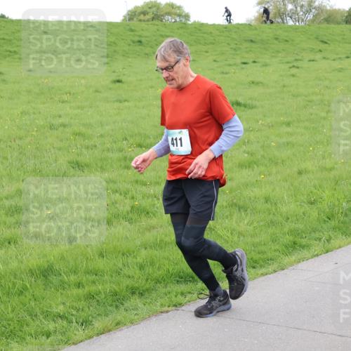 04.05.2025 - 8. Wedeler Halbmarathon Lena Gebhardt http://msf.ph/oto/7834764 04.05.2025 11:25:10 Laufen 411 meine-sportfotos.de