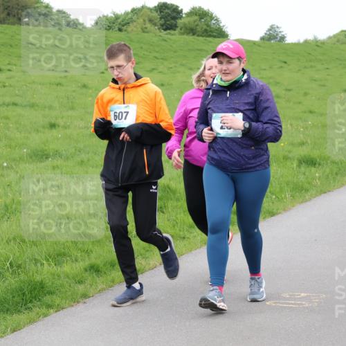 04.05.2025 - 8. Wedeler Halbmarathon Lena Gebhardt http://msf.ph/oto/7834777 04.05.2025 11:25:16 Laufen 607, 1119 meine-sportfotos.de