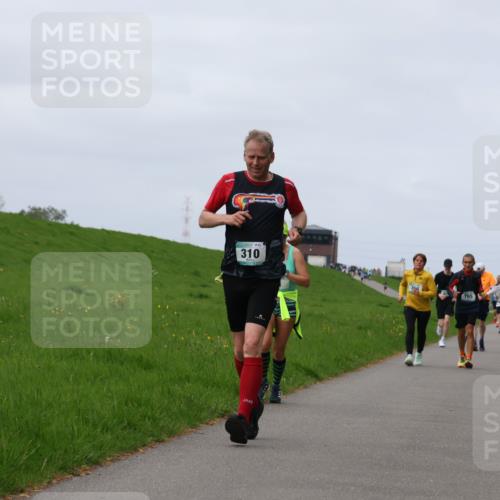 04.05.2025 - 8. Wedeler Halbmarathon Yannick Fuchs http://msf.ph/oto/7834801 04.05.2025 11:43:48 Laufen 310, 765 meine-sportfotos.de