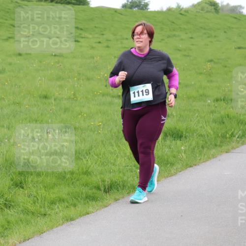 04.05.2025 - 8. Wedeler Halbmarathon Lena Gebhardt http://msf.ph/oto/7834802 04.05.2025 11:25:19 Laufen 1119 meine-sportfotos.de