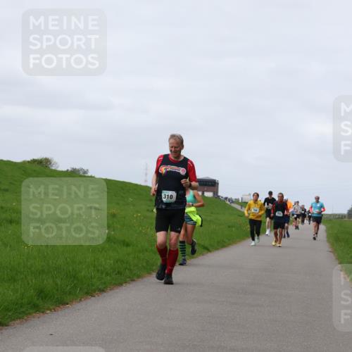 04.05.2025 - 8. Wedeler Halbmarathon Yannick Fuchs http://msf.ph/oto/7834811 04.05.2025 11:43:48 Laufen 310 meine-sportfotos.de