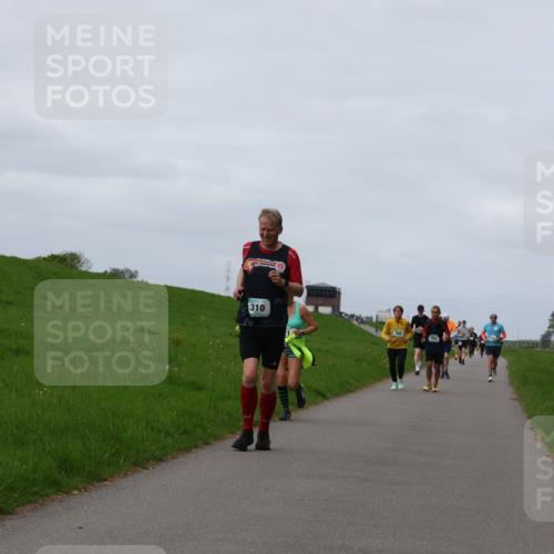 04.05.2025 - 8. Wedeler Halbmarathon Yannick Fuchs http://msf.ph/oto/7834812 04.05.2025 11:43:48 Laufen 310 meine-sportfotos.de