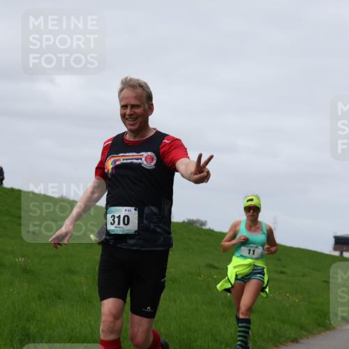 04.05.2025 - 8. Wedeler Halbmarathon Yannick Fuchs http://msf.ph/oto/7834844 04.05.2025 11:43:50 Laufen 61, 310 meine-sportfotos.de