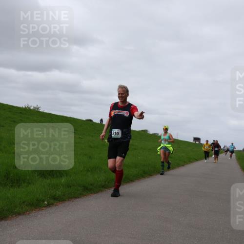 04.05.2025 - 8. Wedeler Halbmarathon Yannick Fuchs http://msf.ph/oto/7834863 04.05.2025 11:43:51 Laufen 310 meine-sportfotos.de