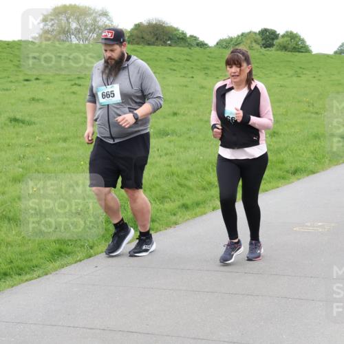 04.05.2025 - 8. Wedeler Halbmarathon Lena Gebhardt http://msf.ph/oto/7834925 04.05.2025 11:25:47 Laufen 665 meine-sportfotos.de