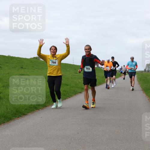 04.05.2025 - 8. Wedeler Halbmarathon Yannick Fuchs http://msf.ph/oto/7834936 04.05.2025 11:43:56 Laufen 766, 765, 23 meine-sportfotos.de
