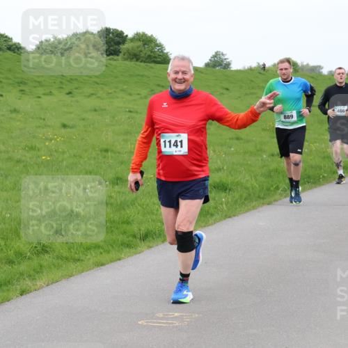 04.05.2025 - 8. Wedeler Halbmarathon Lena Gebhardt http://msf.ph/oto/7834989 04.05.2025 11:26:08 Laufen 1141, 889, 466 meine-sportfotos.de