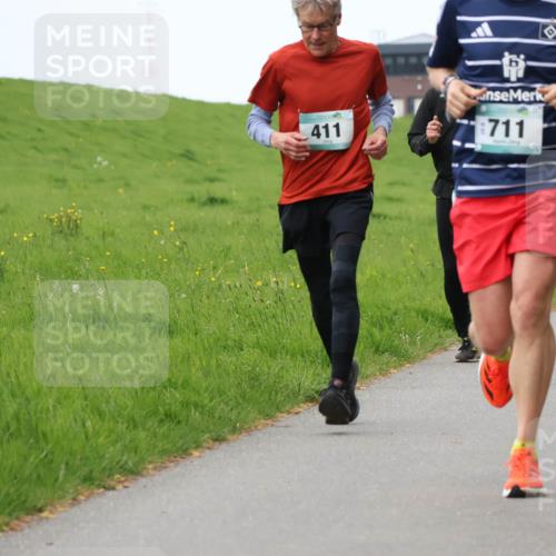04.05.2025 - 8. Wedeler Halbmarathon Yannick Fuchs http://msf.ph/oto/7835005 04.05.2025 11:22:58 Laufen 411, 711, 21, 353, 110 meine-sportfotos.de