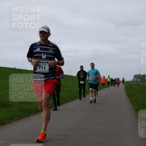 04.05.2025 - 8. Wedeler Halbmarathon Yannick Fuchs http://msf.ph/oto/7835024 04.05.2025 11:23:00 Laufen 711, 709, 353 meine-sportfotos.de