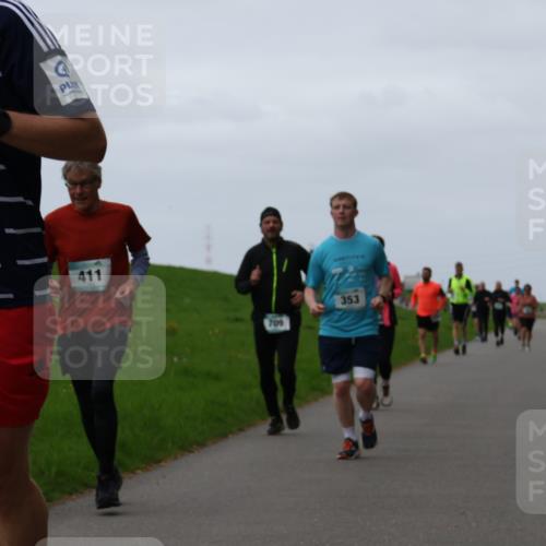 04.05.2025 - 8. Wedeler Halbmarathon Yannick Fuchs http://msf.ph/oto/7835034 04.05.2025 11:23:01 Laufen 711, 411, 709, 353 meine-sportfotos.de