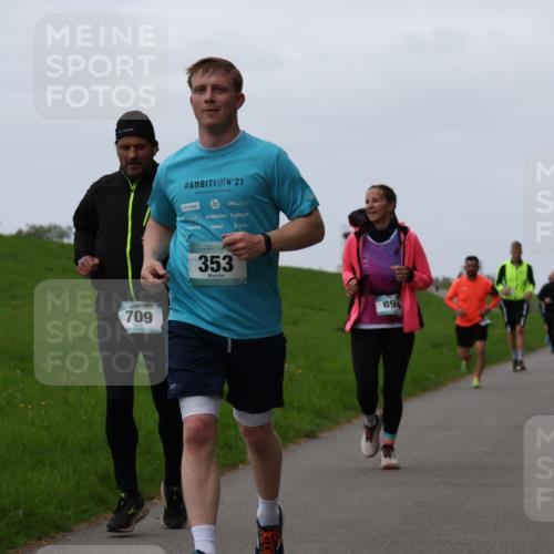 04.05.2025 - 8. Wedeler Halbmarathon Yannick Fuchs http://msf.ph/oto/7835074 04.05.2025 11:23:02 Laufen 709, 21, 353, 894 meine-sportfotos.de