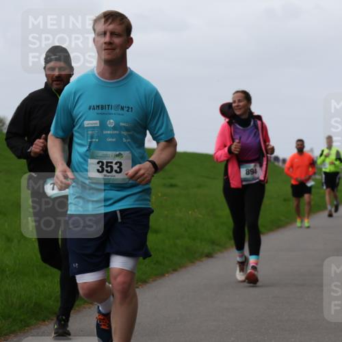 04.05.2025 - 8. Wedeler Halbmarathon Yannick Fuchs http://msf.ph/oto/7835089 04.05.2025 11:23:03 Laufen 21, 353, 894 meine-sportfotos.de