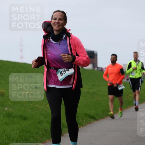 04.05.2025 - 8. Wedeler Halbmarathon Yannick Fuchs http://msf.ph/oto/7835098 04.05.2025 11:23:04 Laufen 1044, 894 meine-sportfotos.de