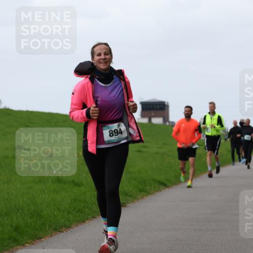 04.05.2025 - 8. Wedeler Halbmarathon Yannick Fuchs http://msf.ph/oto/7835121 04.05.2025 11:23:04 Laufen 894 meine-sportfotos.de