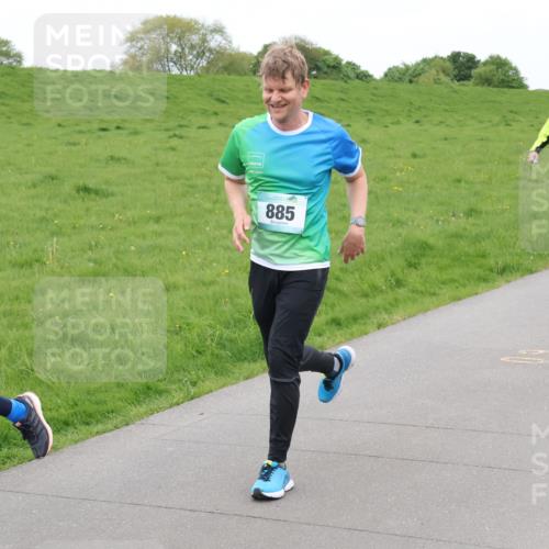 04.05.2025 - 8. Wedeler Halbmarathon Lena Gebhardt http://msf.ph/oto/7835142 04.05.2025 11:26:19 Laufen 752, 885, 1155 meine-sportfotos.de