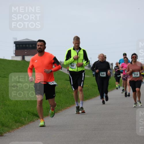 04.05.2025 - 8. Wedeler Halbmarathon Yannick Fuchs http://msf.ph/oto/7835171 04.05.2025 11:23:06 Laufen 110, 397, 645, 715 meine-sportfotos.de