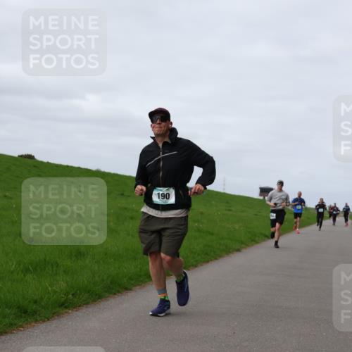04.05.2025 - 8. Wedeler Halbmarathon Yannick Fuchs http://msf.ph/oto/7835174 04.05.2025 11:44:06 Laufen 190 meine-sportfotos.de