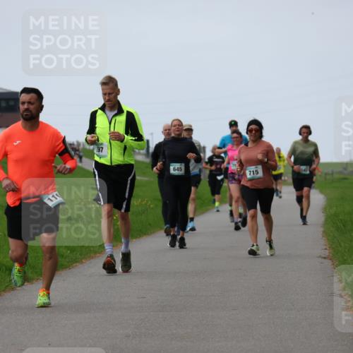 04.05.2025 - 8. Wedeler Halbmarathon Yannick Fuchs http://msf.ph/oto/7835191 04.05.2025 11:23:06 Laufen 110, 197, 645, 715 meine-sportfotos.de