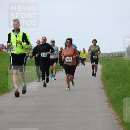 04.05.2025 - 8. Wedeler Halbmarathon Yannick Fuchs http://msf.ph/oto/7835208 04.05.2025 11:23:07 Laufen 110, 645, 715, 563, 14 meine-sportfotos.de