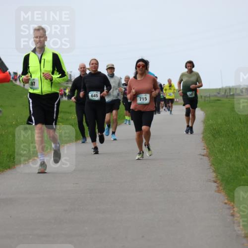04.05.2025 - 8. Wedeler Halbmarathon Yannick Fuchs http://msf.ph/oto/7835212 04.05.2025 11:23:07 Laufen 715, 14 meine-sportfotos.de