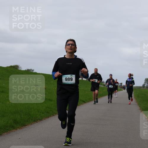 04.05.2025 - 8. Wedeler Halbmarathon Yannick Fuchs http://msf.ph/oto/7835250 04.05.2025 11:44:17 Laufen 989 meine-sportfotos.de