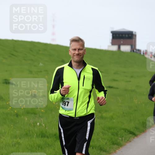 04.05.2025 - 8. Wedeler Halbmarathon Yannick Fuchs http://msf.ph/oto/7835255 04.05.2025 11:23:13 Laufen 397, 64, 715 meine-sportfotos.de