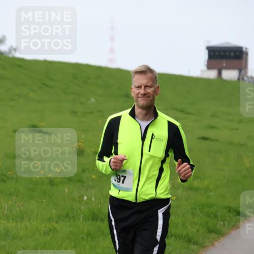 04.05.2025 - 8. Wedeler Halbmarathon Yannick Fuchs http://msf.ph/oto/7835262 04.05.2025 11:23:13 Laufen 397, 64 meine-sportfotos.de